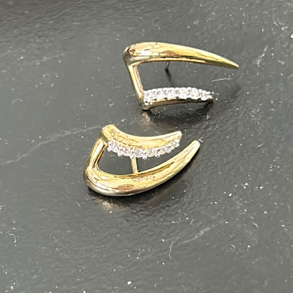 Missoma NEW LARGE CLAW PAVE DOUBLE STUD EARRINGS - Picture 9 of 9